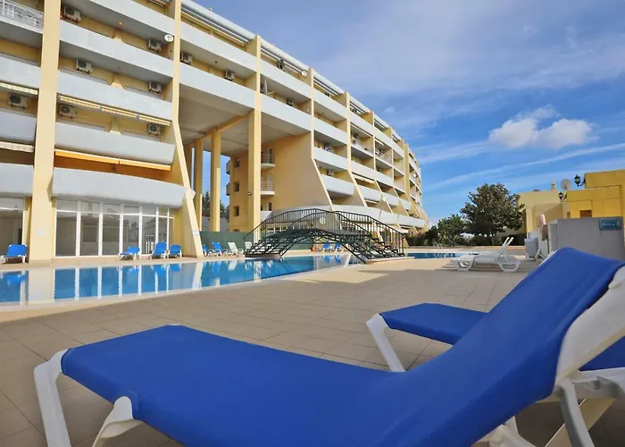 Confortável T2 Meia Praia